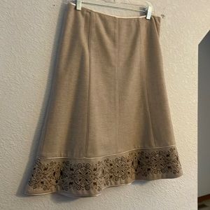 Ann Taylor A-line Skirt, Size 6, tan & brown embroidered